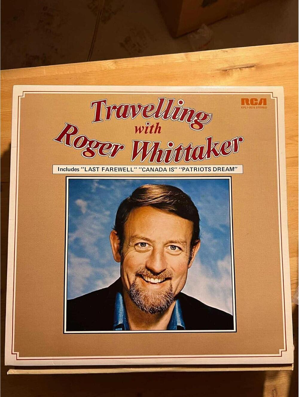 Roger Whittaker – Travelling With Roger Whittaker Vintage 33rpm VG+ AB24